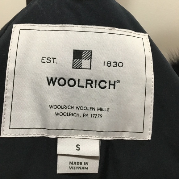 Woolrich Aurora Water Repellent Puffy Down Parka - Picture 11 of 13